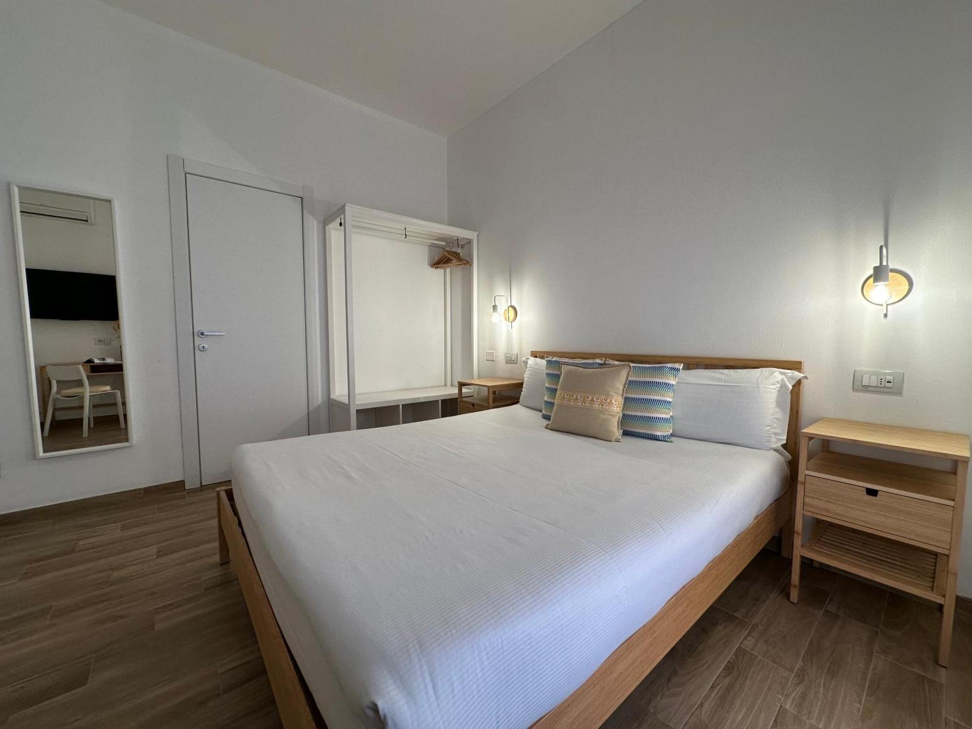 Ng Guest House L'Acquedotto Ольбия Экстерьер фото
